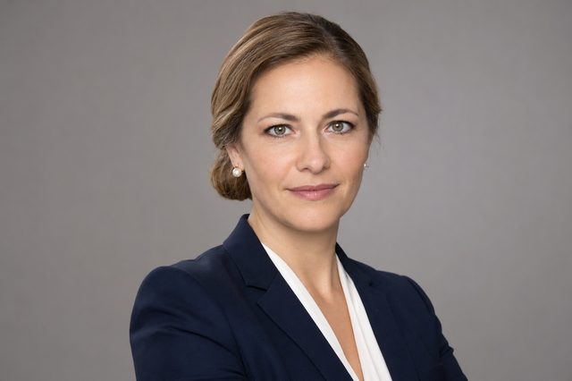 Dr. Elena Weiss